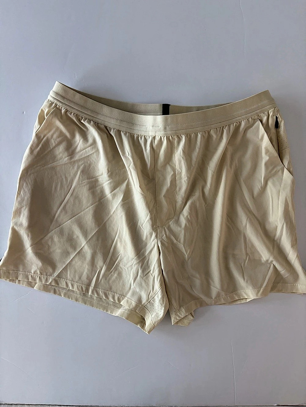 VRST Men's Cream Athletic Shorts
